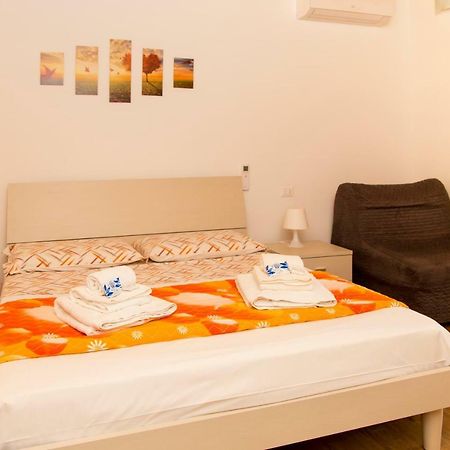 Appartamenti Vacanze Mareemare 카포오를란도 외부 사진