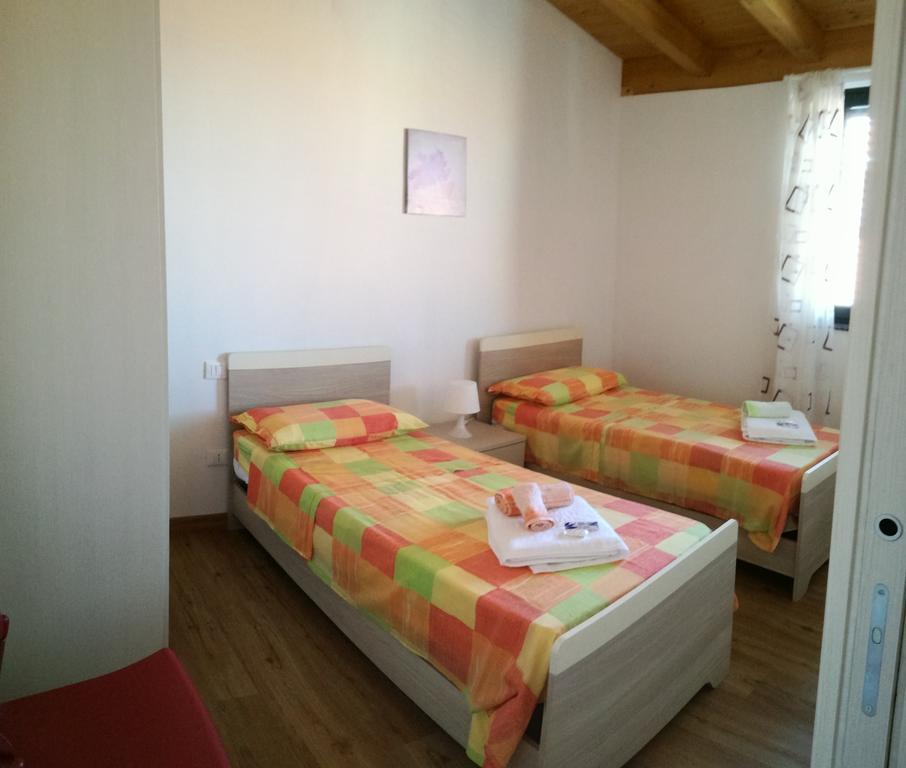 Appartamenti Vacanze Mareemare 카포오를란도 외부 사진