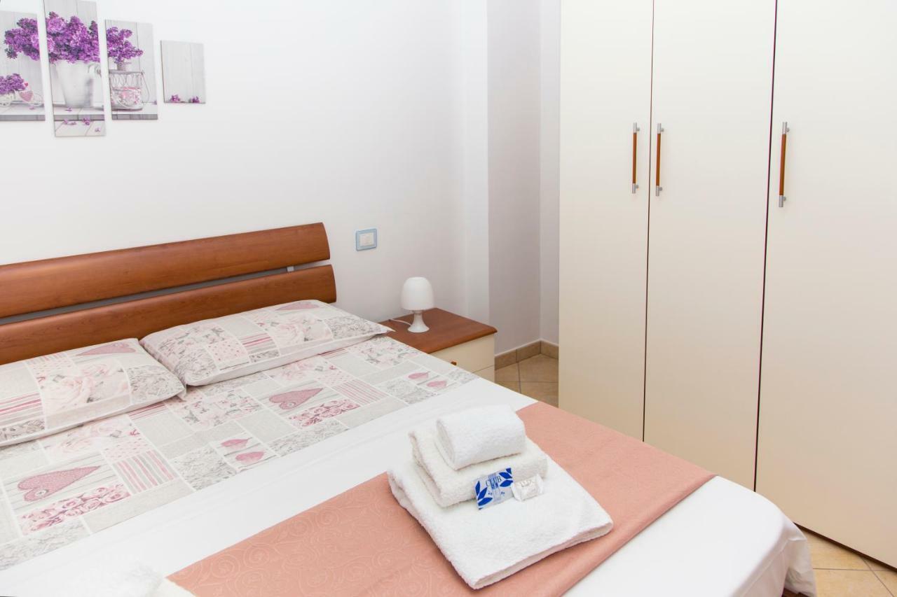 Appartamenti Vacanze Mareemare 카포오를란도 외부 사진